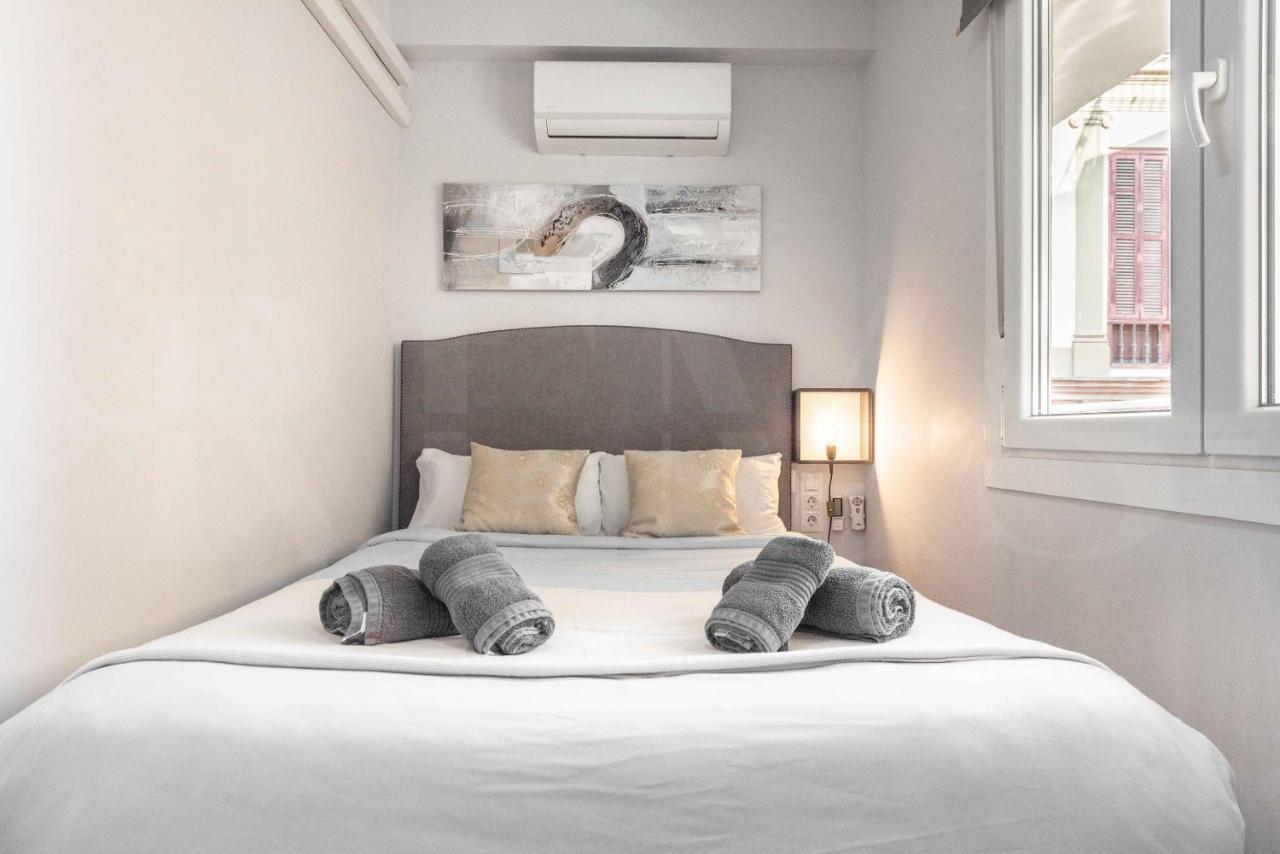 Appartamento Cosy Flat With Private Balcony - Historic Center By Rems Málaga Esterno foto